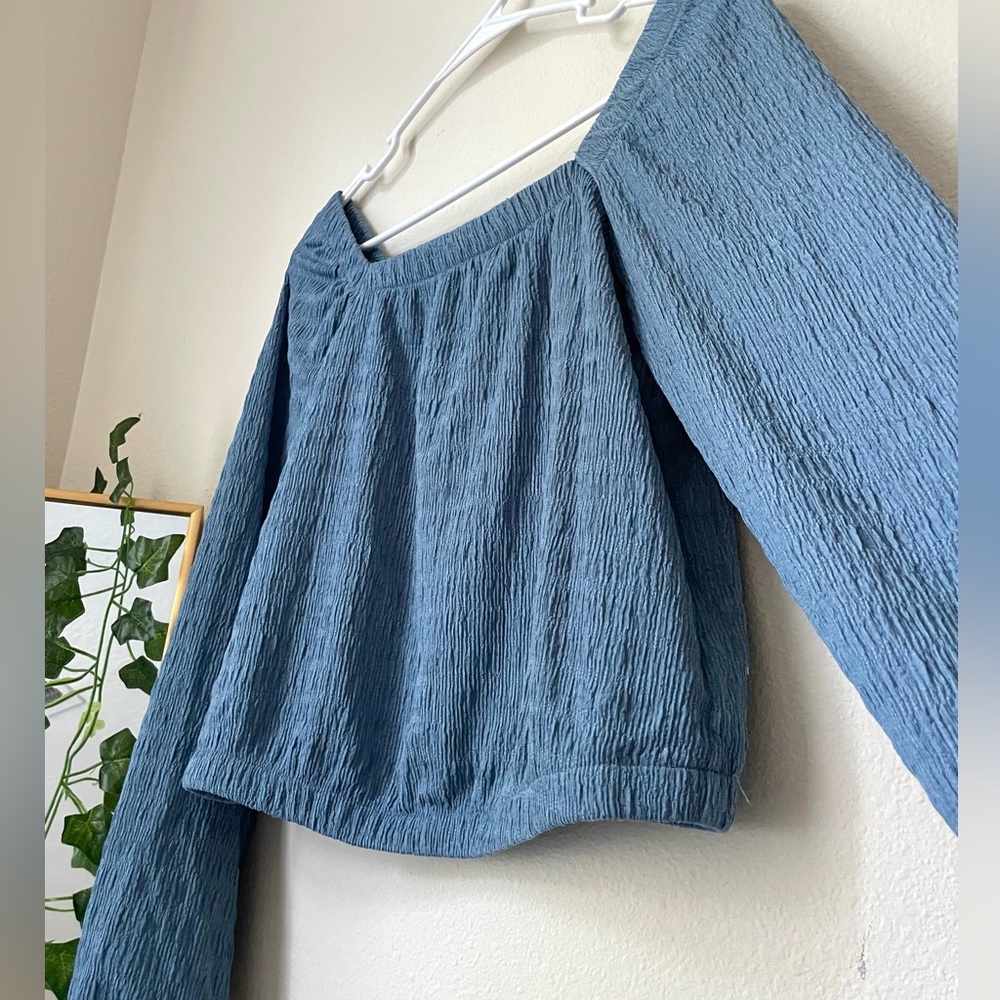 s blue square neck long sleeve top